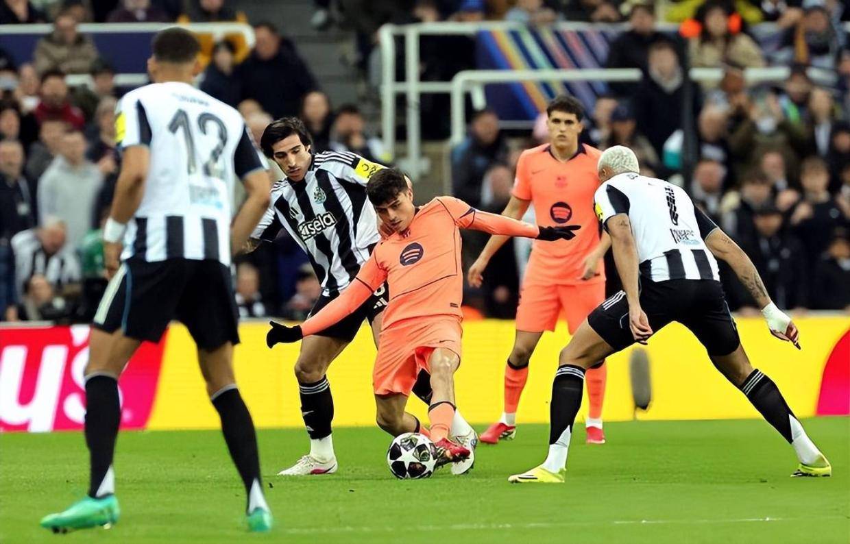 欧冠巴萨客场1比1纽卡斯尔，次回合主场很悬，残阵出战靠运气拿分