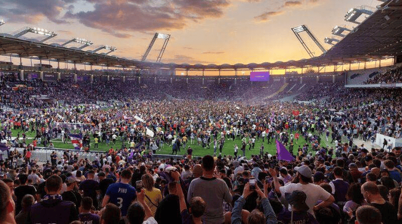 周日021法甲对决:图卢兹主场迎里尔 伤病博弈+状态反差,谁能拿下关键三分?